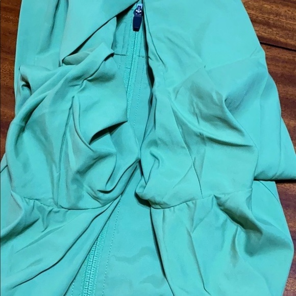 Light Zip Up Jacket - Picture 7 of 16